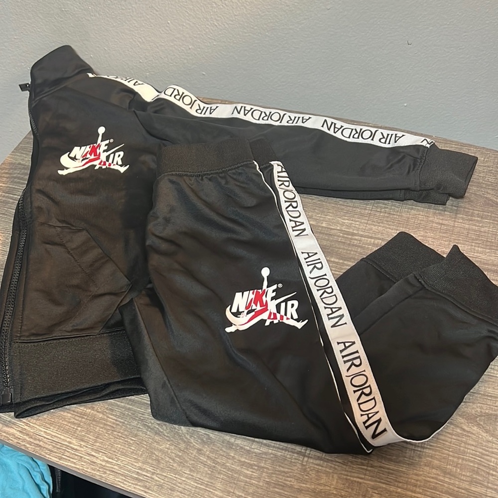 Nike Jordan boys track suit